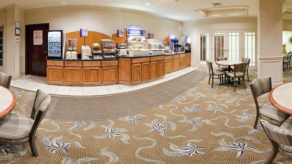 Holiday Inn Express Hotel And Suites Conroe By Ihg Kültér fotó