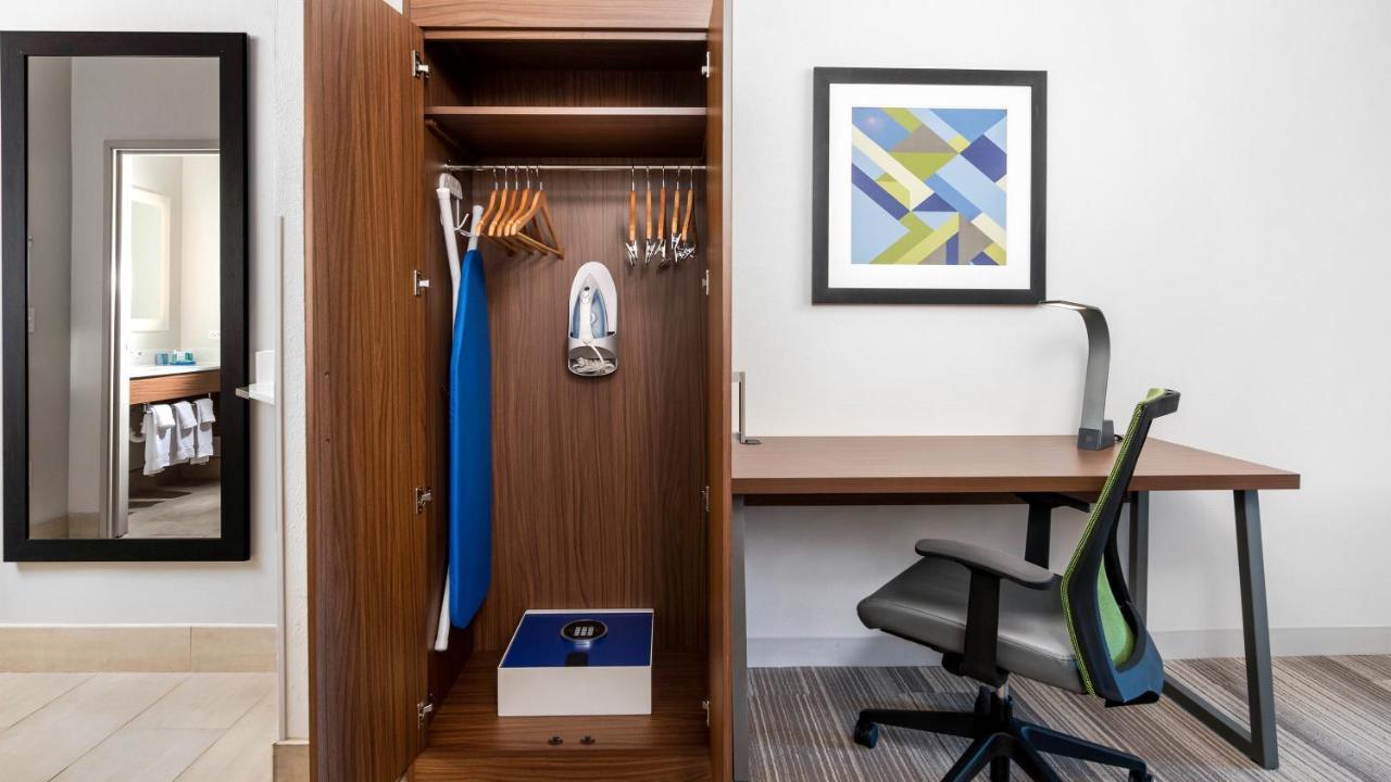 Holiday Inn Express Hotel And Suites Conroe By Ihg Kültér fotó